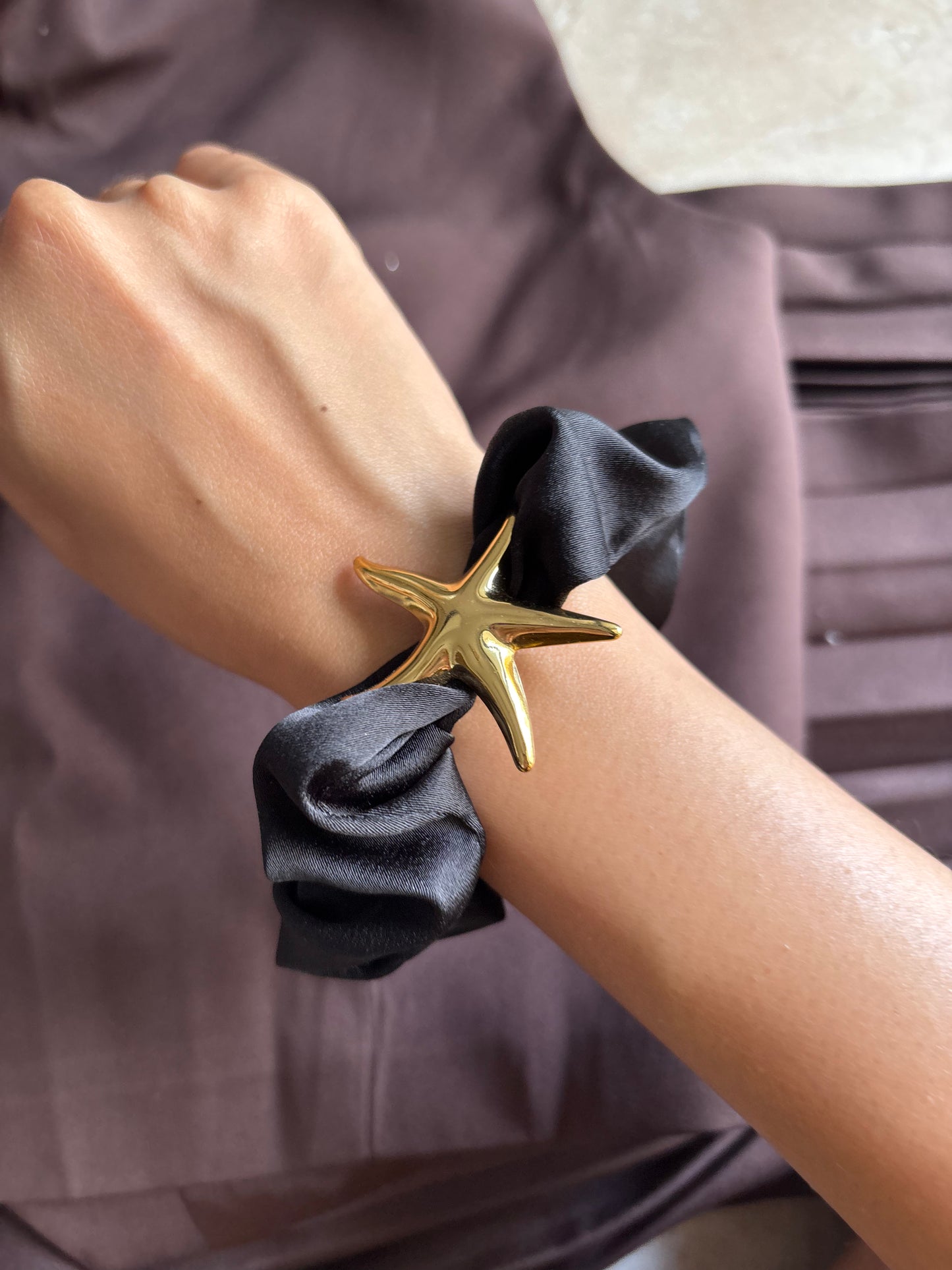Star scrunchie