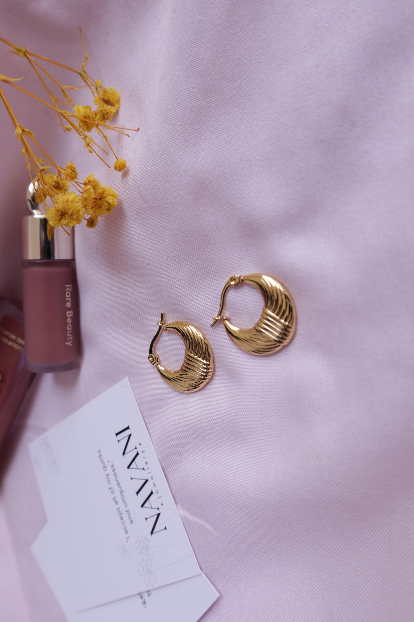 Textured Classic Hoops