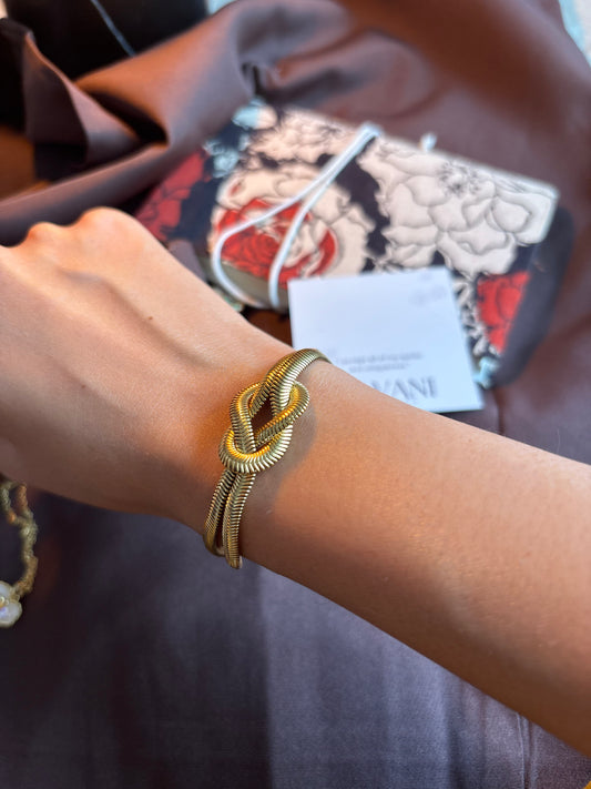 Eternal Knot Bracelet | Bold Gold Statement Bangle