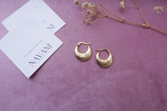 Textured Classic Hoops